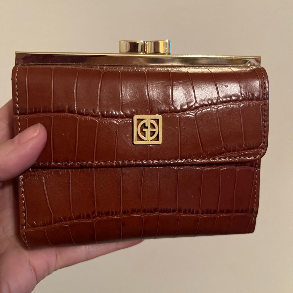 Giani Bernini Brown Croc-Embossed Wallet